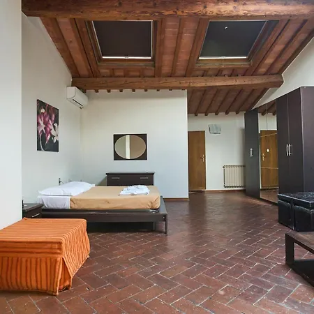Ruggini Apartment